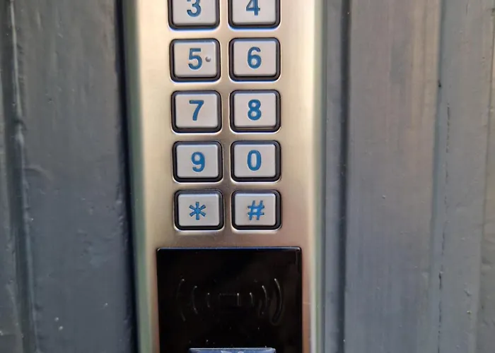 Poet * לובליאנה